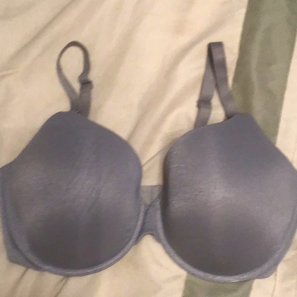 VS Bra 38DDD